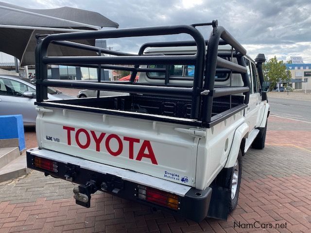 Toyota Landcruiser 4.5D V8 D/C in Namibia