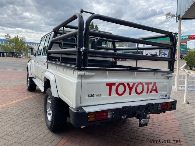 Toyota Landcruiser 4.5D V8 D/C in Namibia