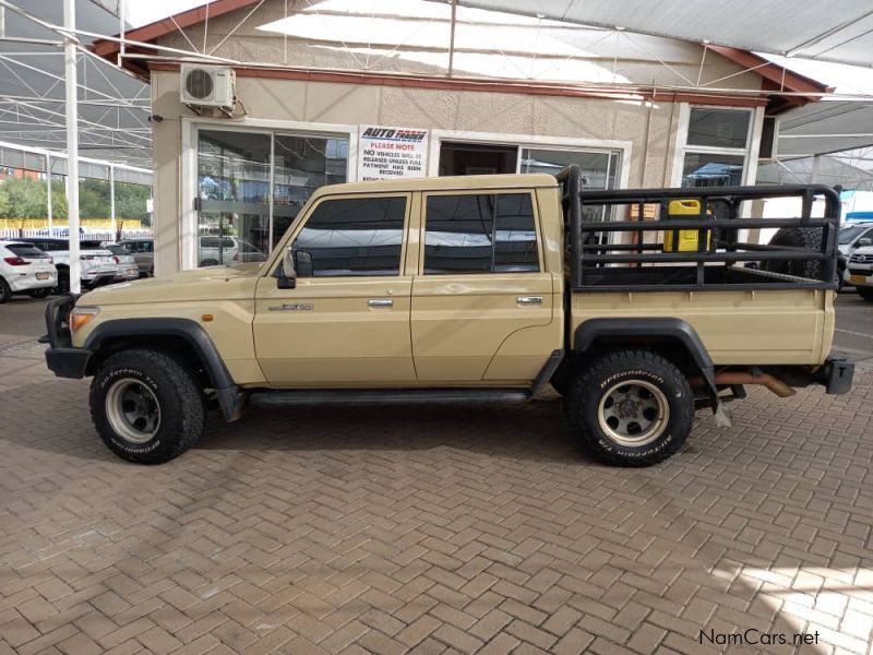 Toyota Landcruiser V8 79 in Namibia