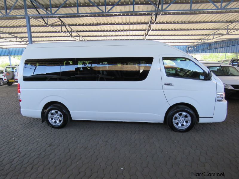 Toyota QUANTUM 2.5 D4D GL 14 SEATER in Namibia