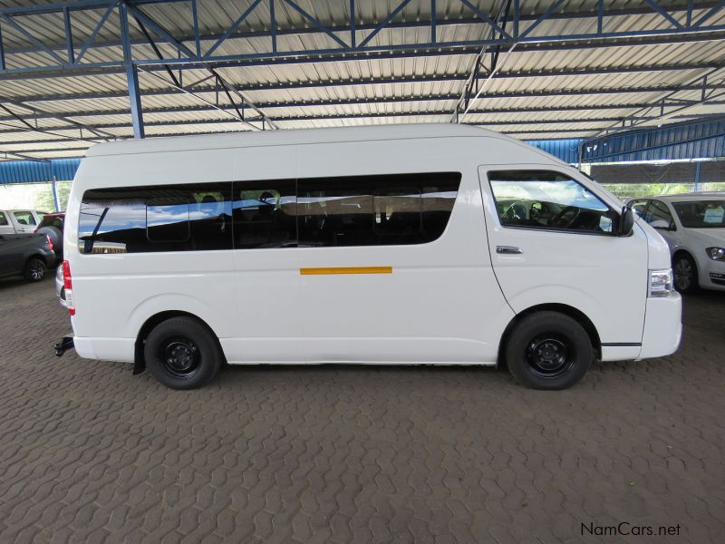 Toyota QUANTUM 2.5 GL 14 SEATER in Namibia
