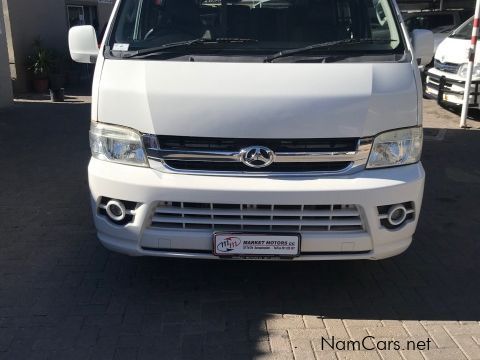 Toyota Quantam 2.7 VVTi in Namibia