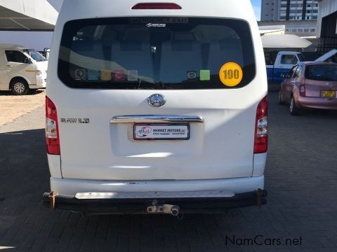 Toyota Quantam 2.7 VVTi in Namibia