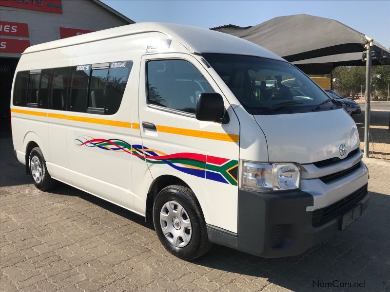 Toyota Quantum 16 Seater 2.5 D-4D Sesfikele in Namibia