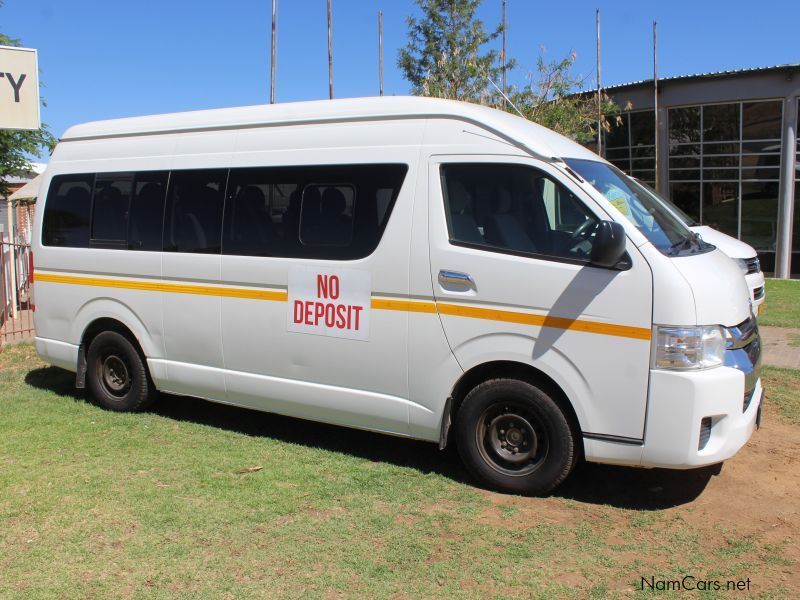 Toyota Quantum 2.5 D4D 14 seater in Namibia