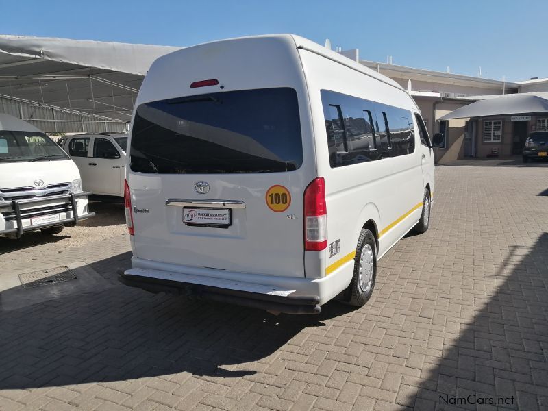 Toyota Quantum 2.5 D4D GL 14 seater in Namibia