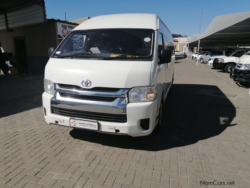 Toyota Quantum 2.5 D4D GL 14 seater in Namibia