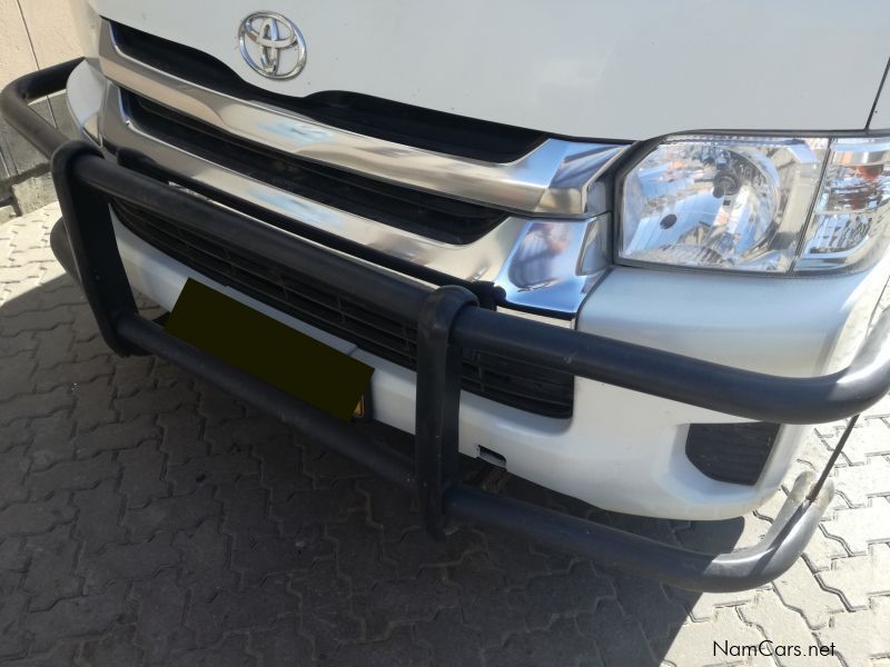 Toyota Quantum Hiace 2.5 D-4d 14 Seat in Namibia