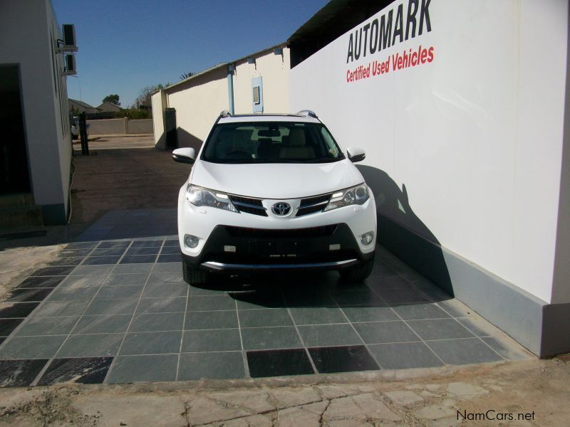 Toyota RAV 4  2.2 D VX AWD in Namibia