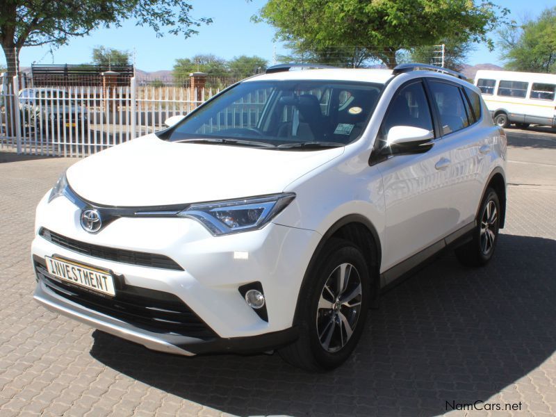 Toyota RAV4  2.0 GX MANUAL in Namibia