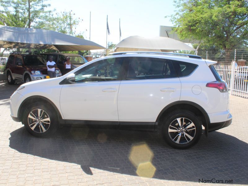 Toyota RAV4  2.0 GX MANUAL in Namibia