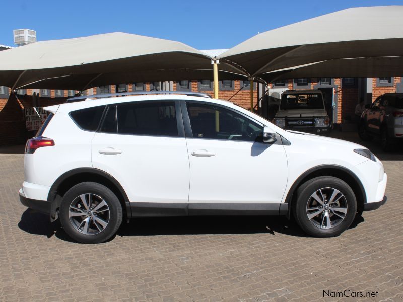 Toyota RAV4  2.0 GX MANUAL in Namibia