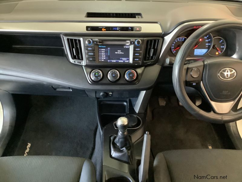Used Toyota RAV4 manual (Local) 2.0 GX 2016 RAV4 manual (Local) 2.0
