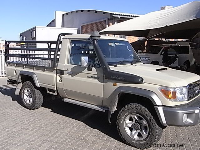 Toyota TOYOTA LAND CRUISER 4.5 V8 SC in Namibia