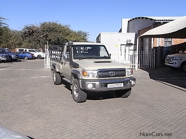 Toyota TOYOTA LAND CRUISER 4.5 V8 SC in Namibia