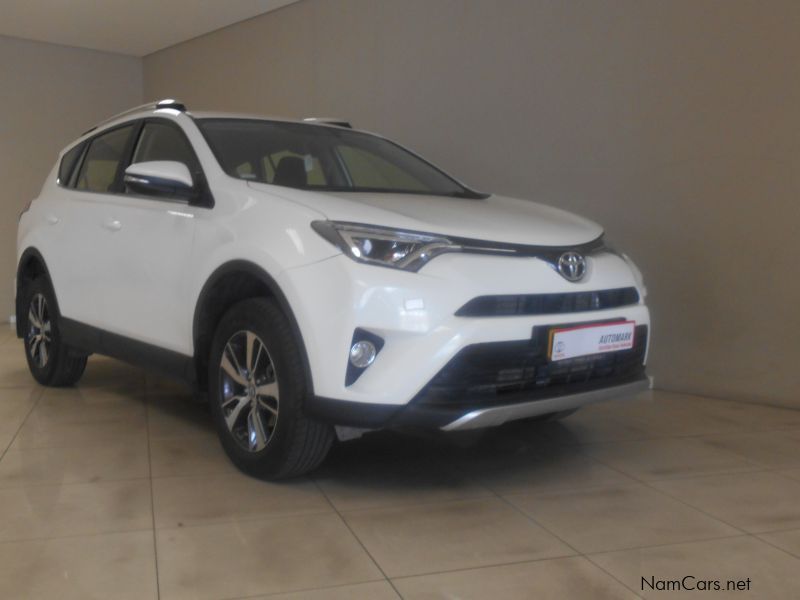 Toyota toyota rav4 2.0 p a/t in Namibia