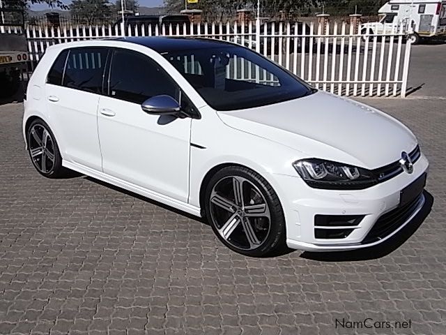 Volkswagen GOLF 7 R in Namibia