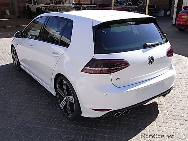 Volkswagen GOLF 7 R in Namibia