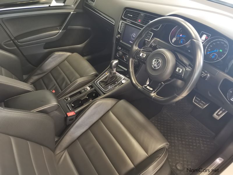 Volkswagen Golf 7 2.0 TSI DSG R 206 Kw in Namibia