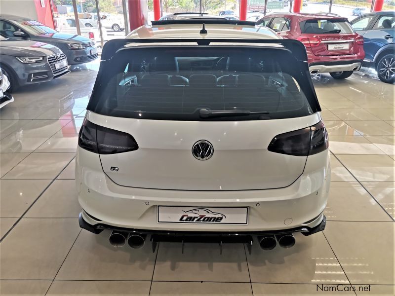 Volkswagen Golf 7 2.0 TSI DSG R 206 Kw in Namibia