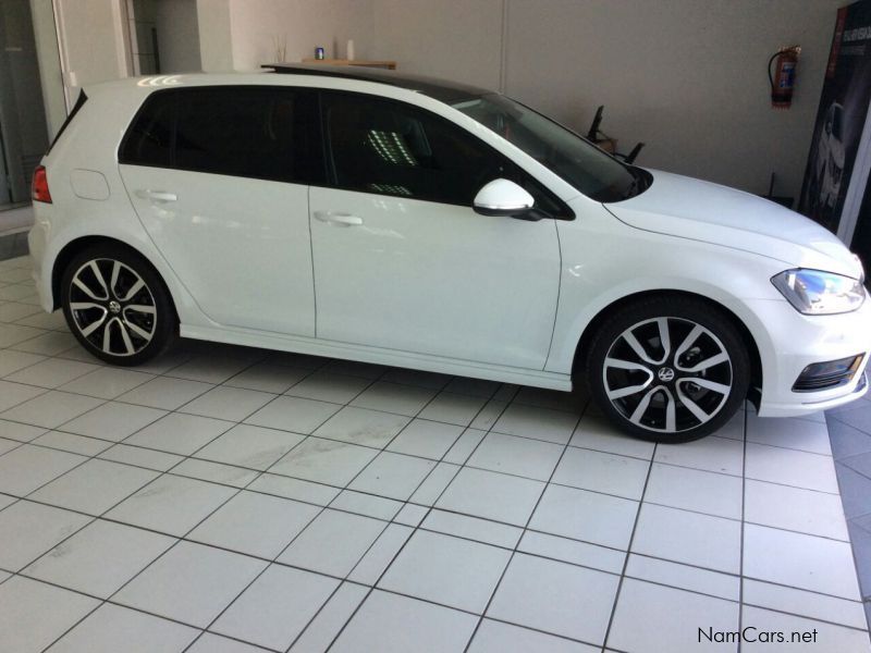 Volkswagen Golf 7 2.0TDI Highline DSG(110KW) in Namibia