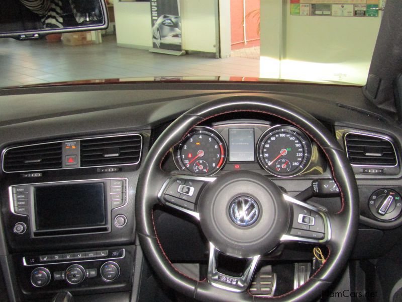 Volkswagen Golf 7 GTi 2.0 DSG Preformance 169kw in Namibia