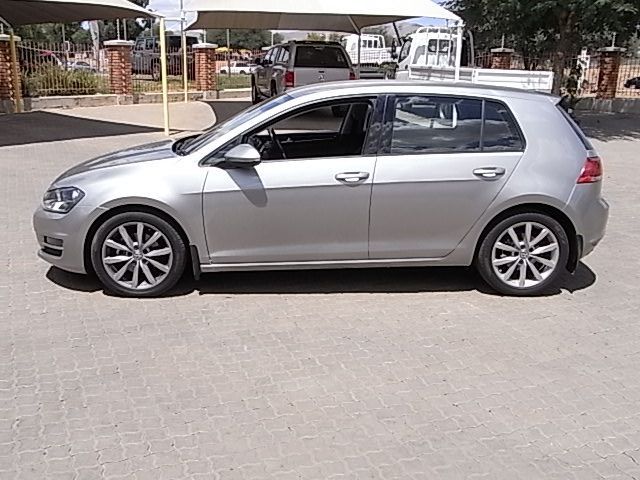 Volkswagen Golf VII 1.4 TSI Highline in Namibia