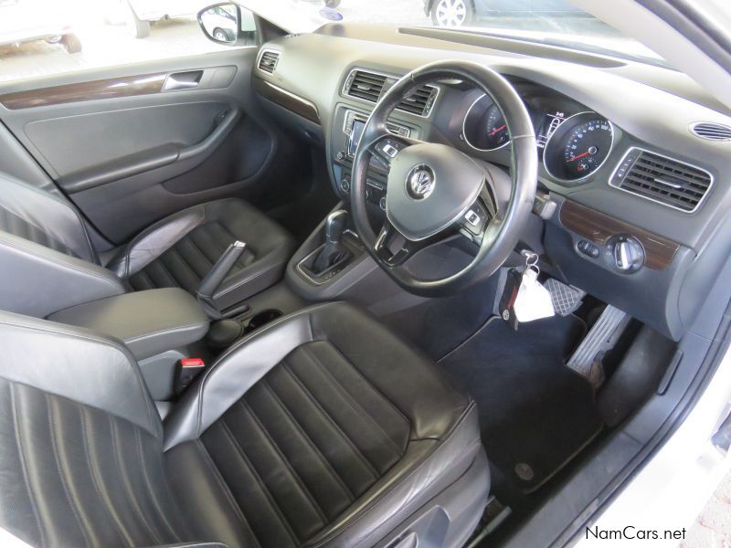 Volkswagen JETTA 1.6 TDI COMFORTLONE SUNROOF in Namibia