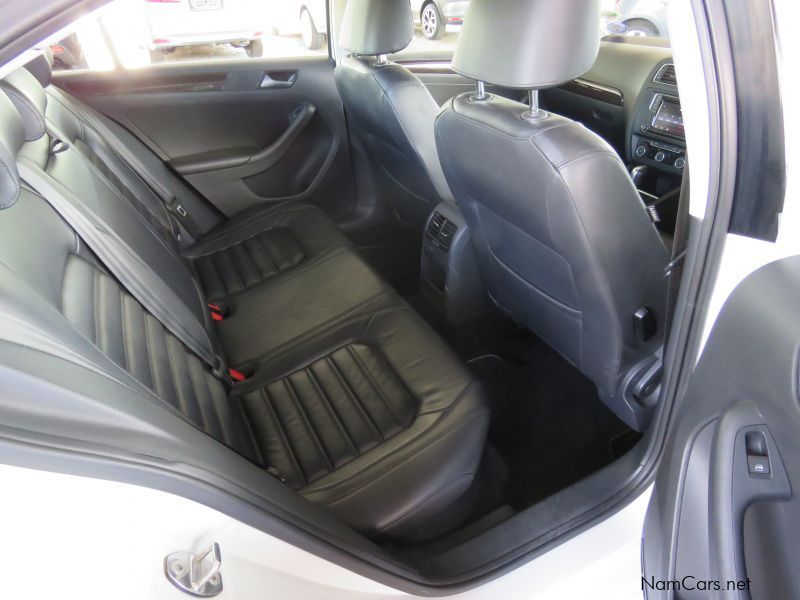 Volkswagen JETTA 1.6 TDI COMFORTLONE SUNROOF in Namibia