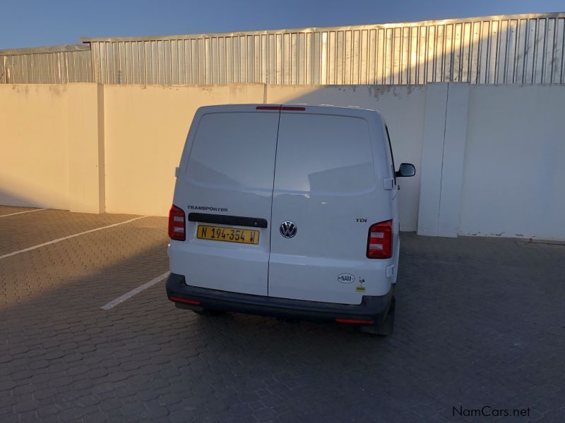 Volkswagen Transporter 2.0L in Namibia