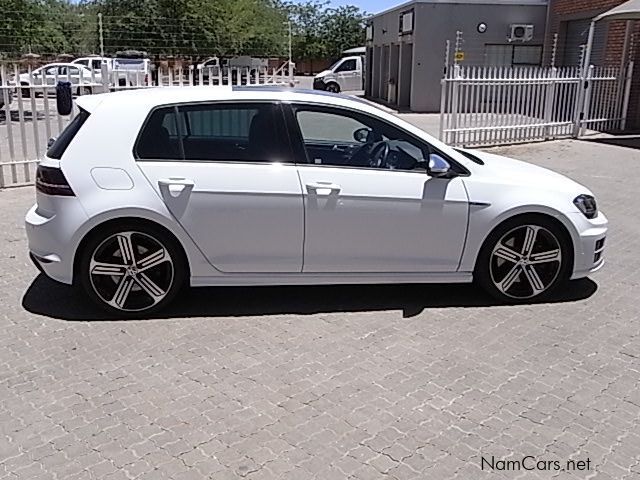 Volkswagen VW Golf 7 R in Namibia