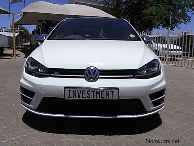 Volkswagen VW Golf 7 R in Namibia