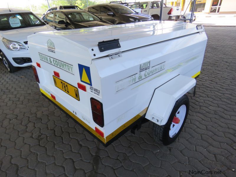 Used CAMP MASTER 1800 TOWN&COUNTRY 6 FT HIBODY NOSE CONE 2017 1800 TOWN&COUNTRY 6 FT HIBODY