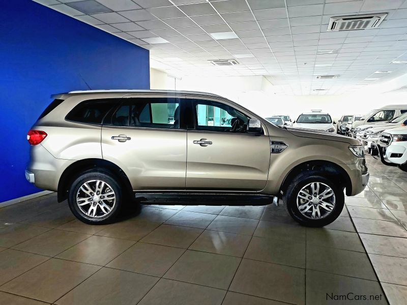 Ford Everest 2.2 TDCI XLT in Namibia