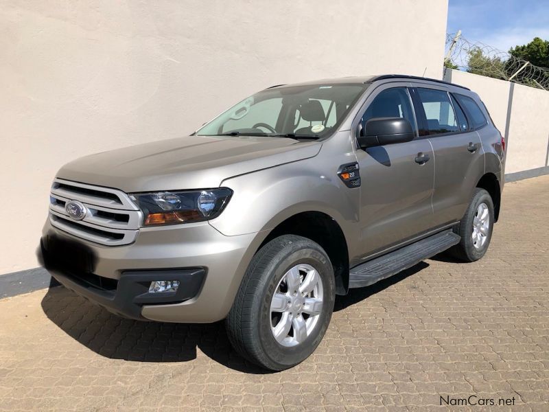 Ford Everest 2.2 XLS AT in Namibia