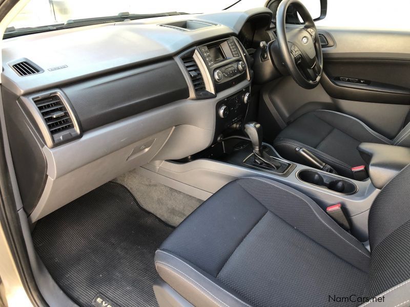 Ford Everest 2.2 XLS AT in Namibia