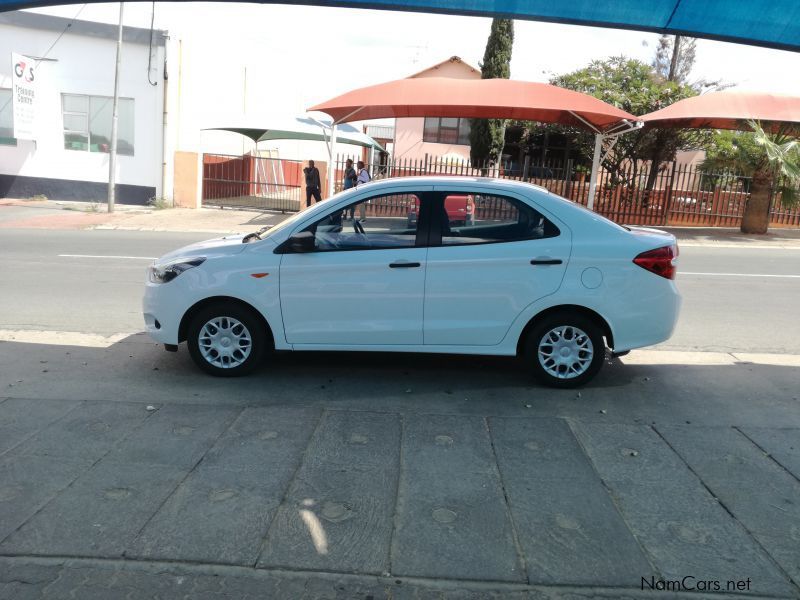 2017 Ford Figo 1