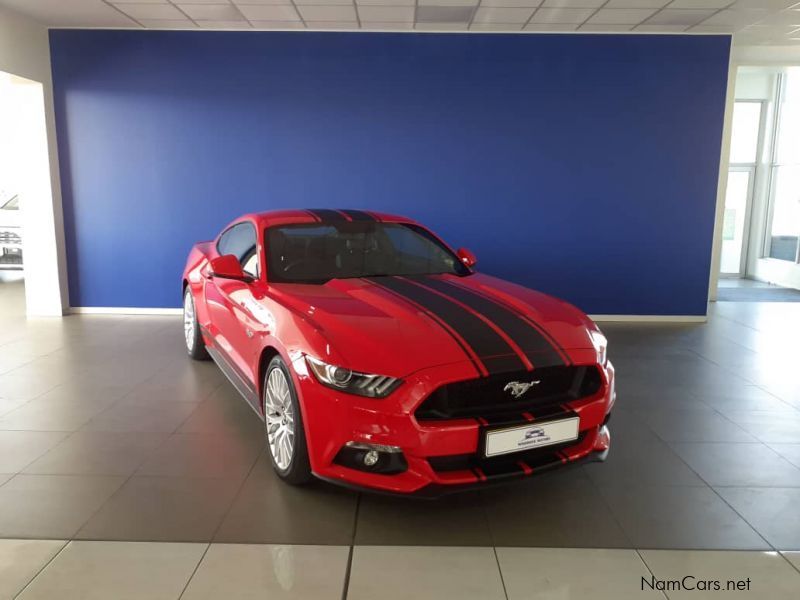 Ford Mustang 5.0 V8 Fastback GT in Namibia
