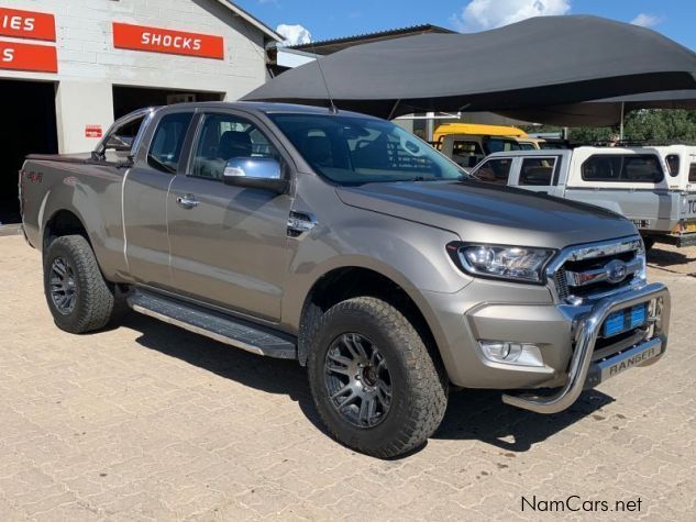 Ford RANGER 3.2 XLT A/T 4X4 in Namibia