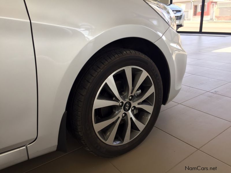 Hyundai Accent 1.6 GLS Hatch in Namibia