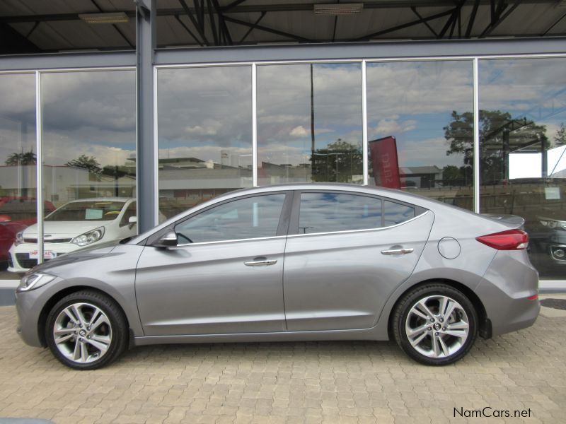 Hyundai Elantra 2.0 Elite A/T in Namibia