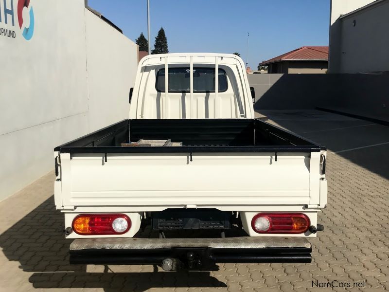 Hyundai H100 2.6 Dropside Deck in Namibia