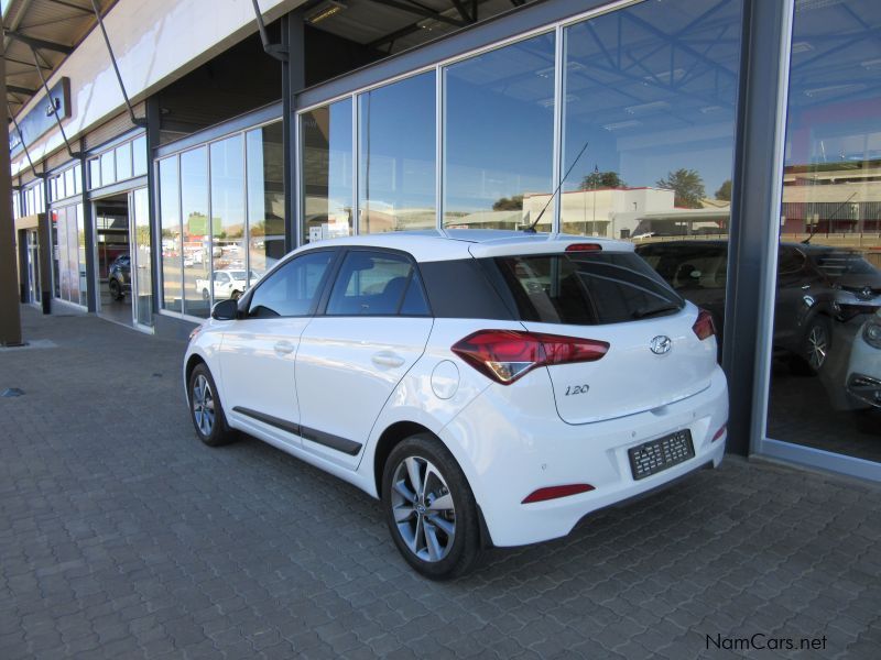 Hyundai I20 1.4 Fluid in Namibia