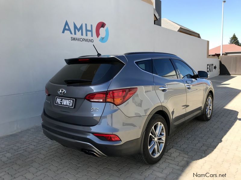 Hyundai SANTA FE 2.2CRDi ELITE AWD in Namibia