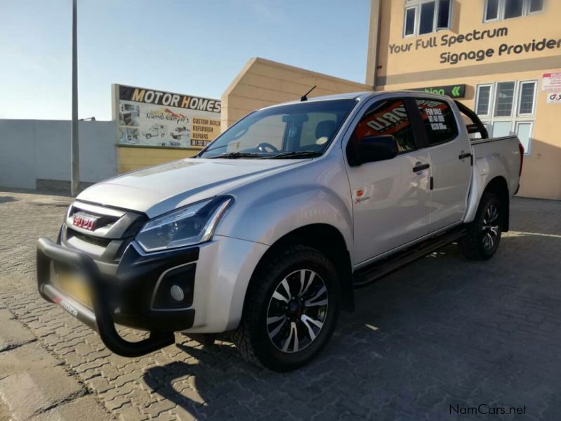 Isuzu D-MAX X-Rider 2.5 Diesel  2x4 in Namibia