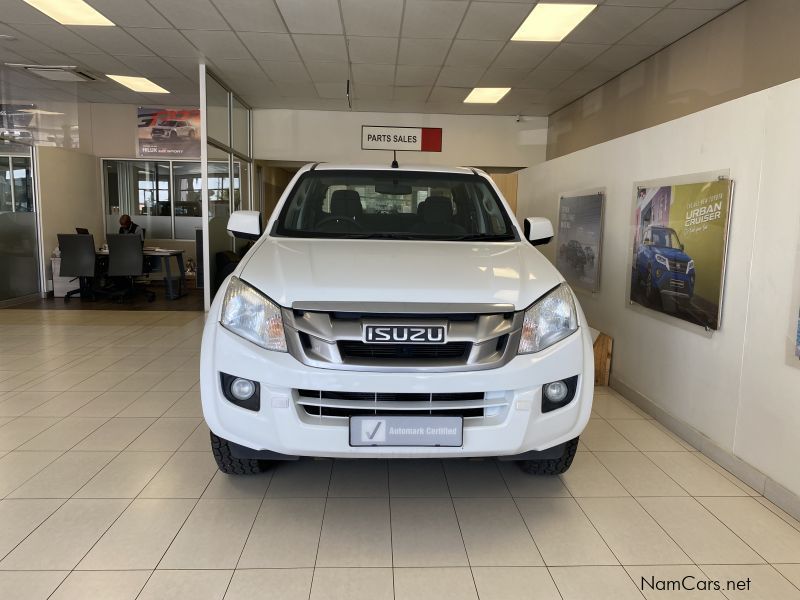 Isuzu Isuzu KB 2.4 4x4 in Namibia