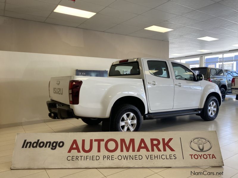 Isuzu Isuzu KB 2.4 4x4 in Namibia