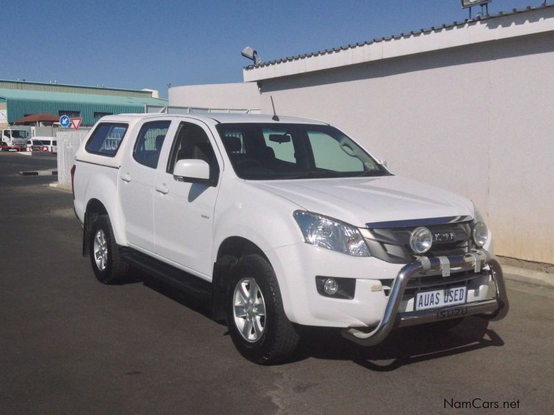 Isuzu KB 240 D/CAB 4x4 LE Petrol in Namibia