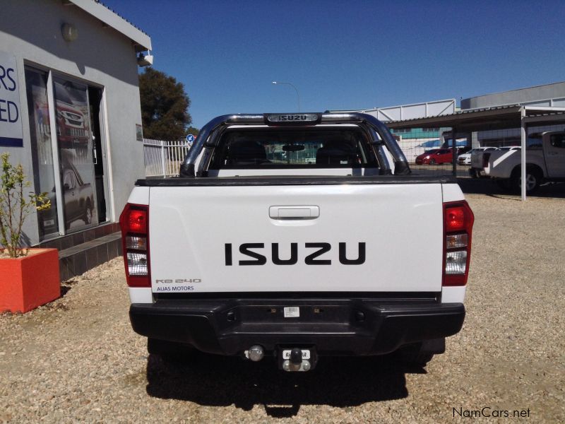 Isuzu KB 240 D/CAB 4x4 LE Petrol in Namibia