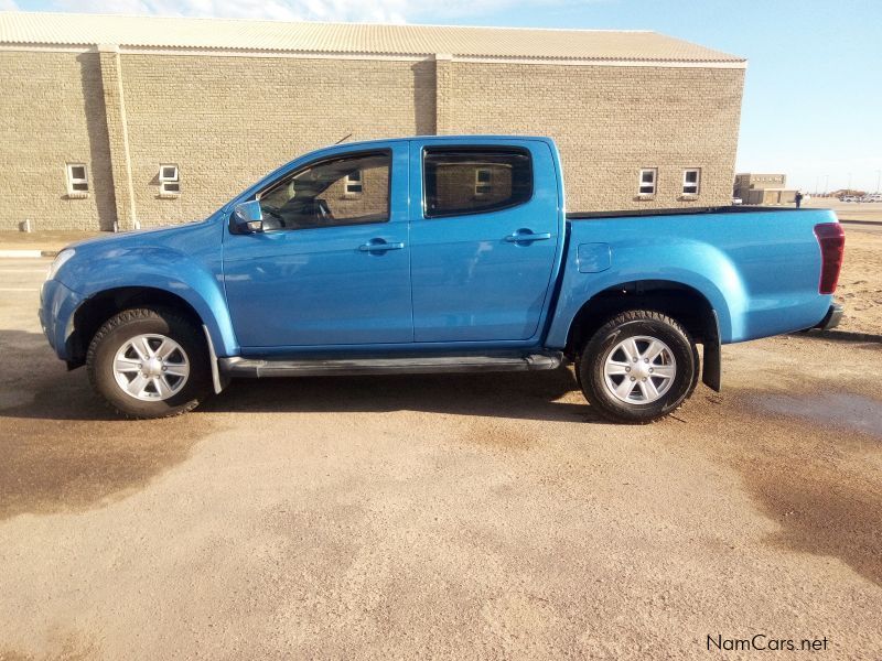 Isuzu KB 240 LE in Namibia